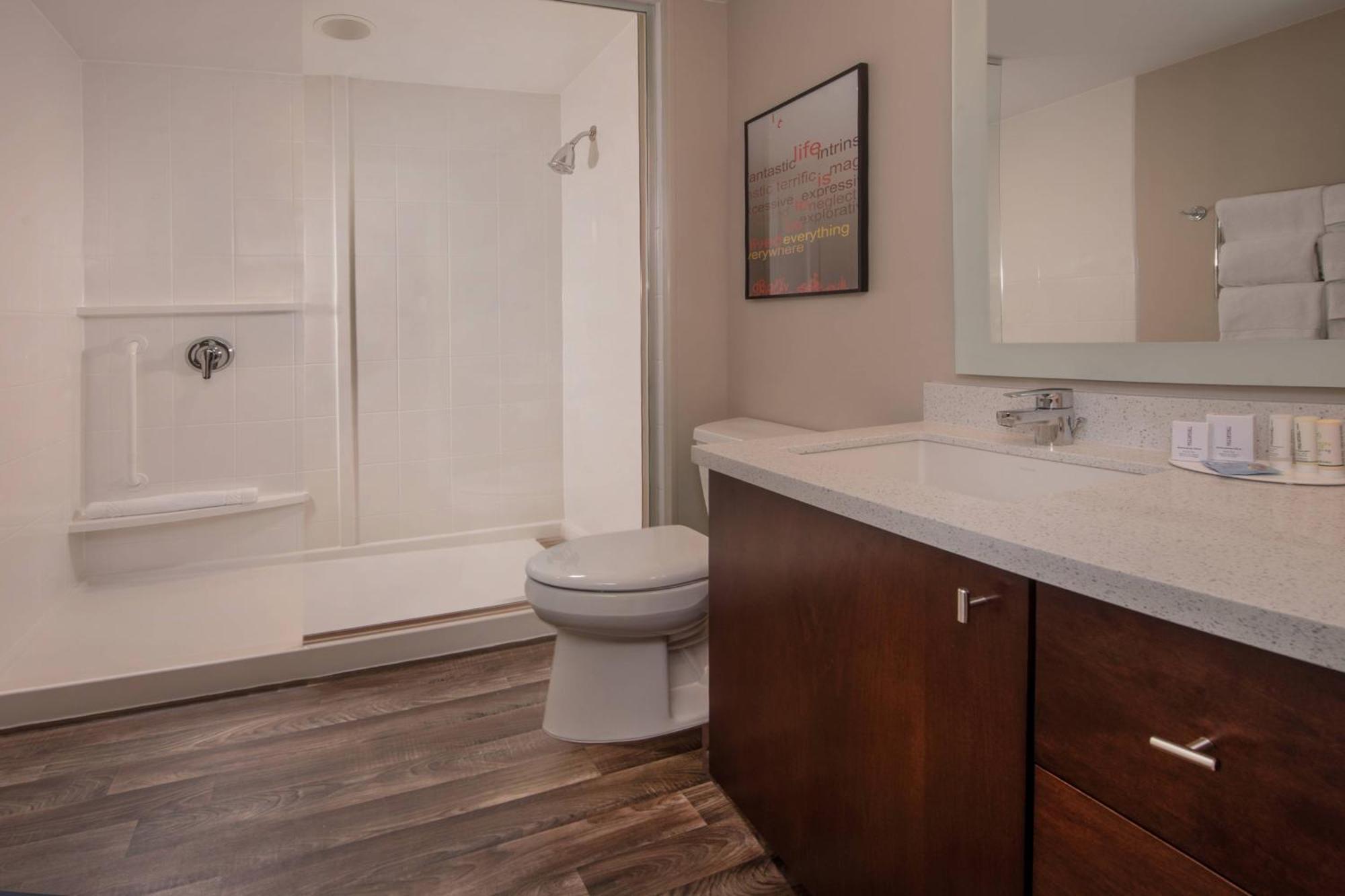 Towneplace Suites By Marriott אלטונה מראה חיצוני תמונה